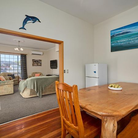 Ludstone Villa - A Charming Family Home カイコウラ エクステリア 写真