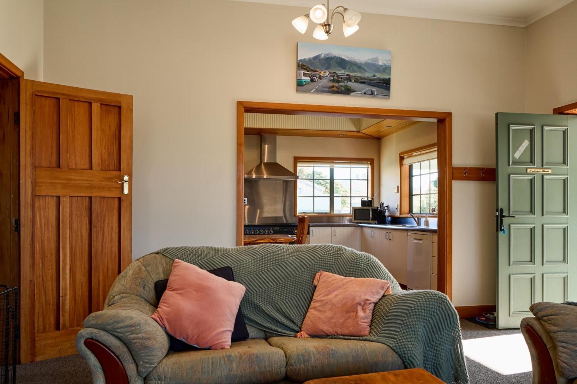 Ludstone Villa - A Charming Family Home カイコウラ エクステリア 写真