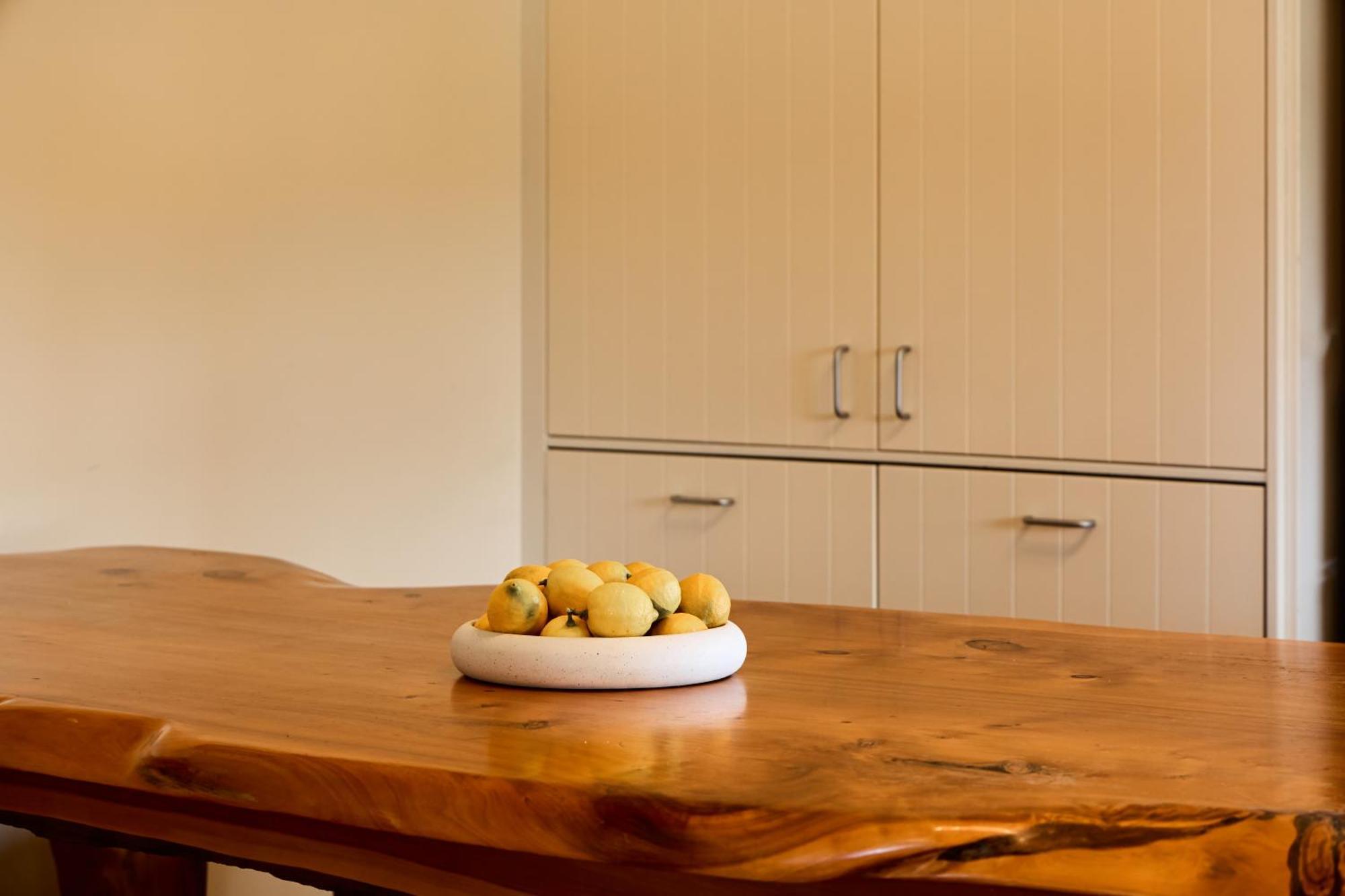 Ludstone Villa - A Charming Family Home カイコウラ エクステリア 写真