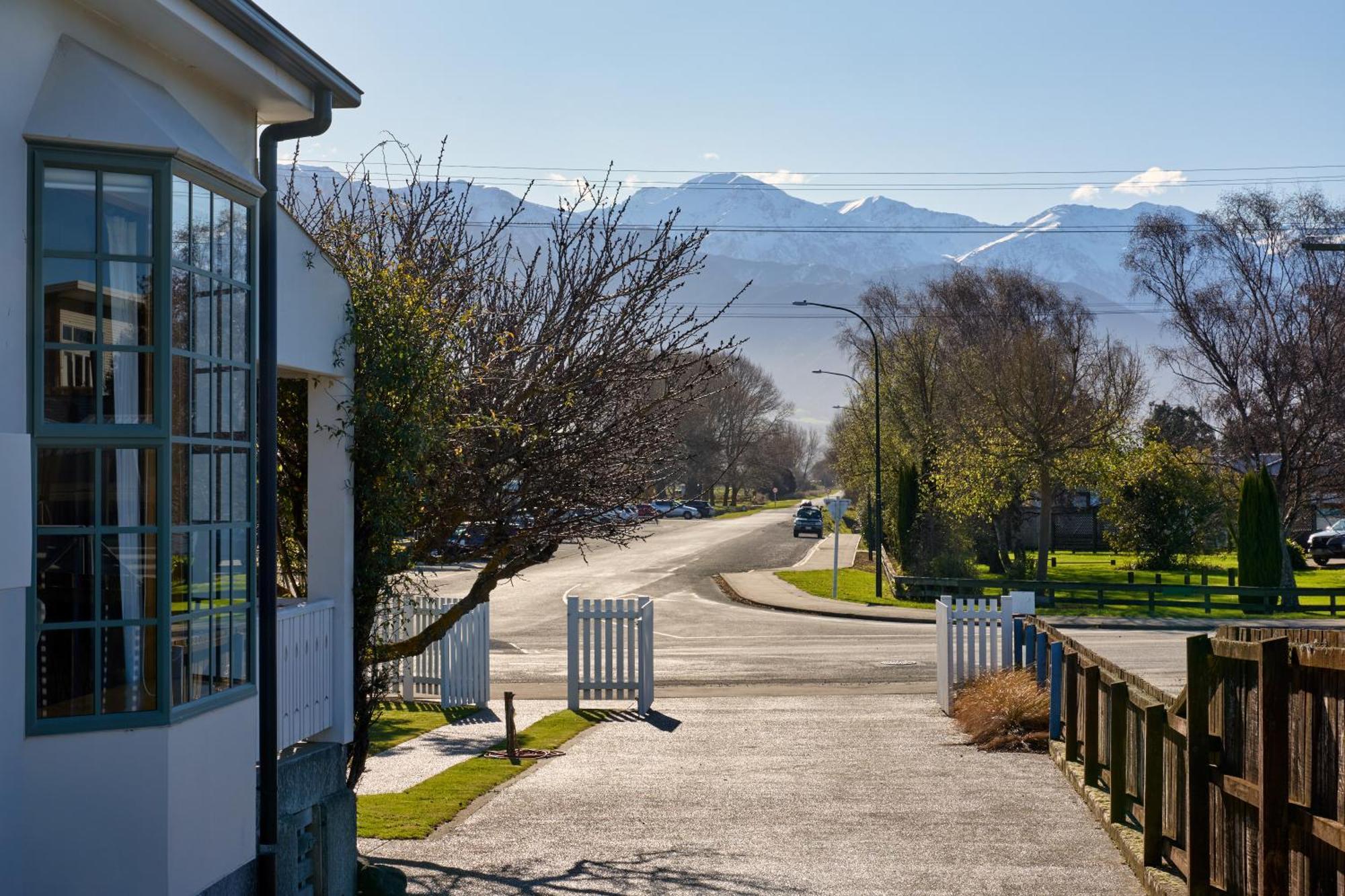 Ludstone Villa - A Charming Family Home カイコウラ エクステリア 写真